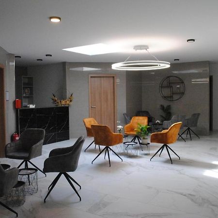 Hotel Flora Schwäbisch Gmünd المظهر الخارجي الصورة