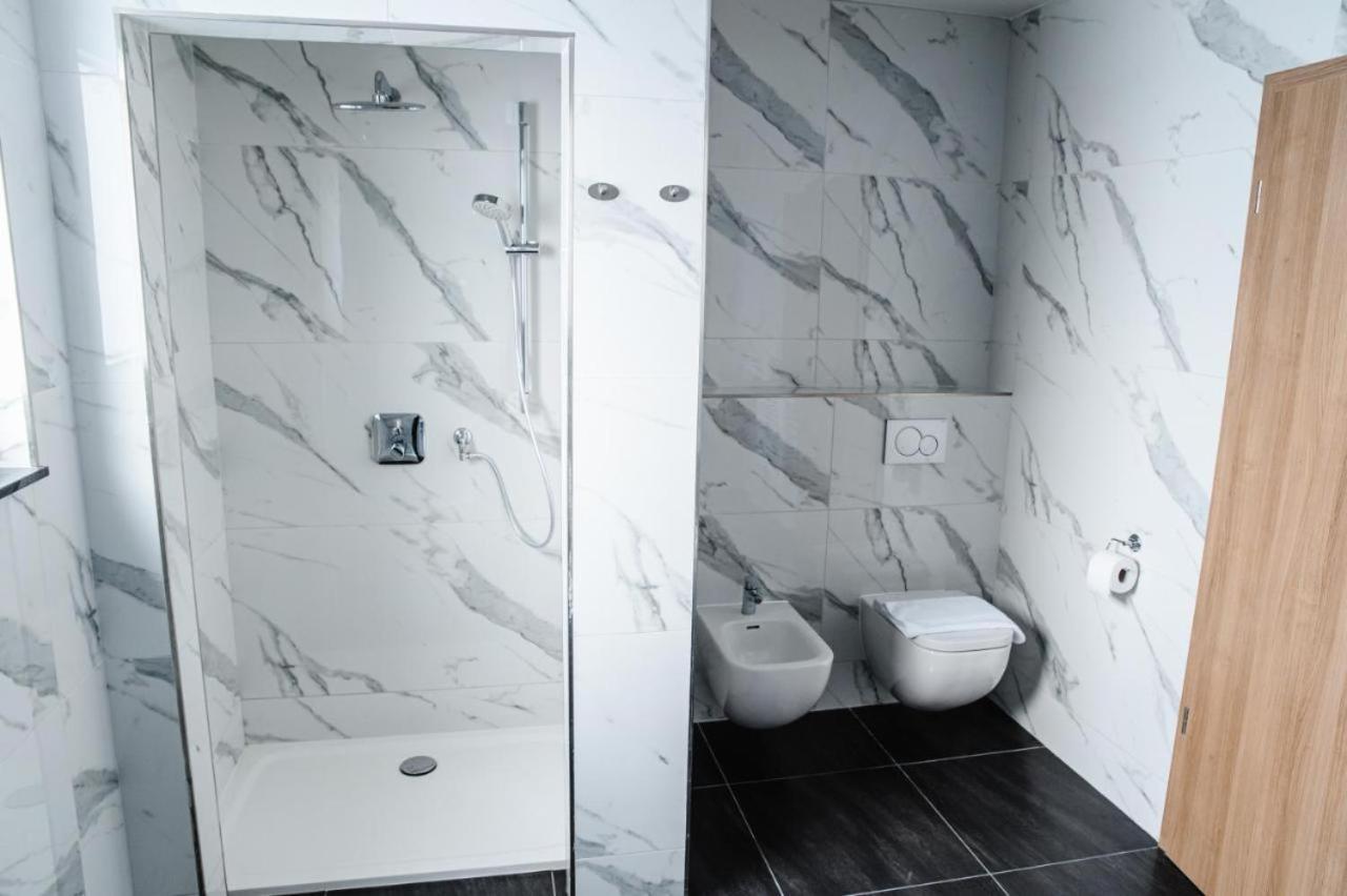 Hotel Flora Schwäbisch Gmünd المظهر الخارجي الصورة