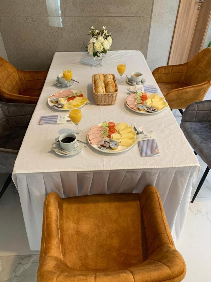 Hotel Flora Schwäbisch Gmünd المظهر الخارجي الصورة