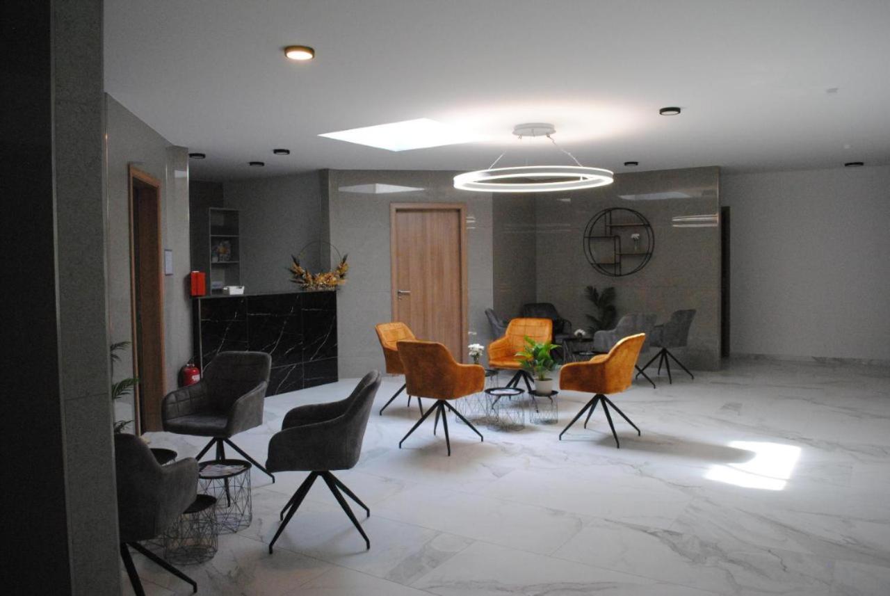 Hotel Flora Schwäbisch Gmünd المظهر الخارجي الصورة